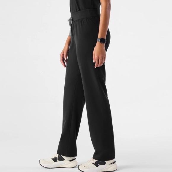 FIGS technical collection Livingston women’s black basic scrub pant size XL /T - Picture 10 of 12
